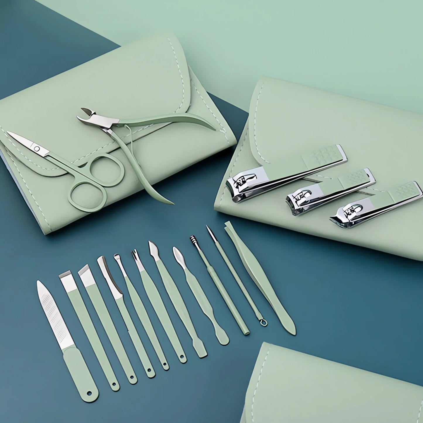 Nail Clippers and Cuticle Nippers Set