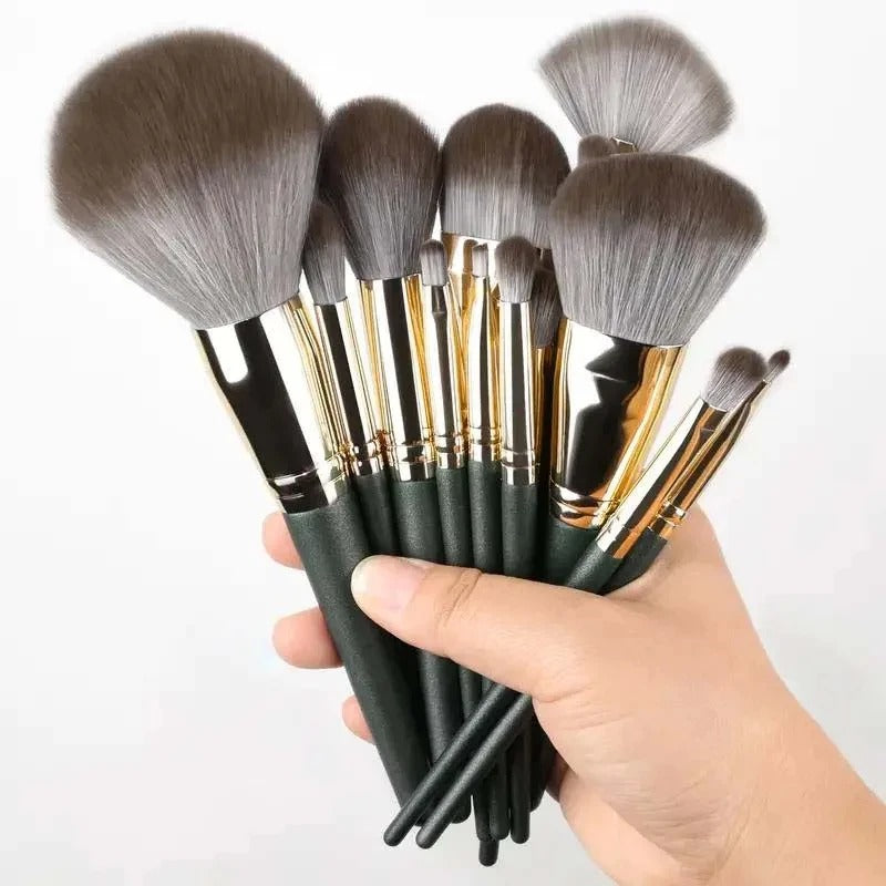 Makeup Brush Set 14Pcs Soft Fluffy Cosmetic Powder Eye Shadow Foundation